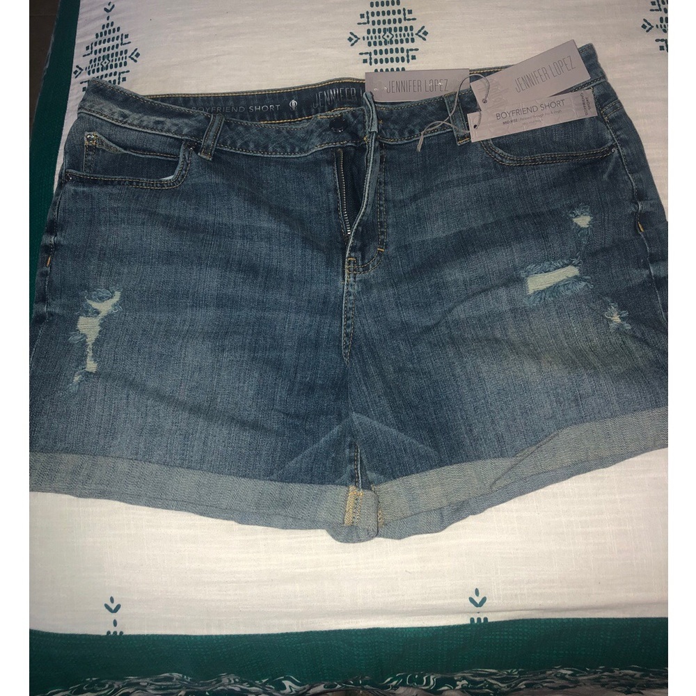 Jennifer Lopez Mid-Rise Boyfriend Shorts
